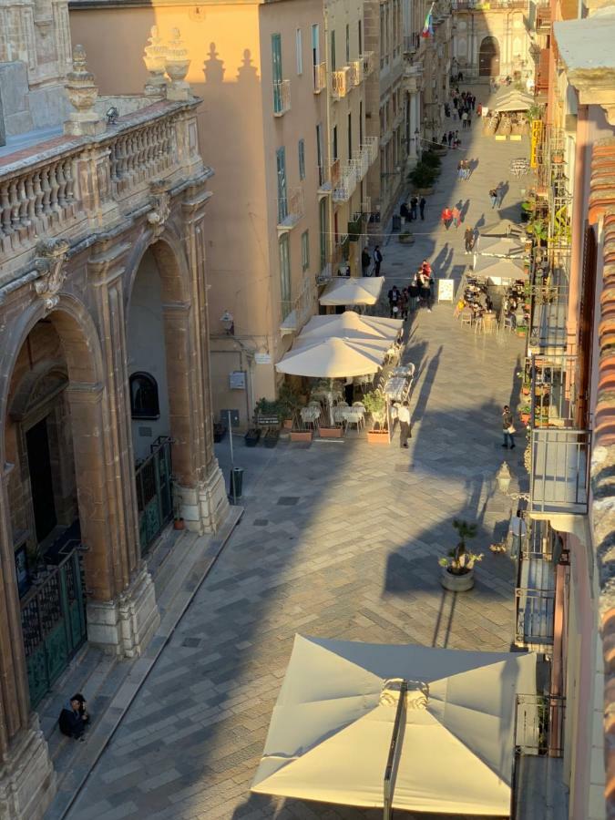 Central Cathedral Penthouse Apartment Trapani Exterior photo